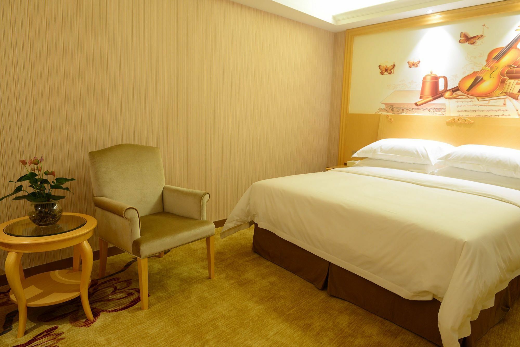 שנג'ן Vienna International Hotel Shajing Heyi Branch מראה חיצוני תמונה